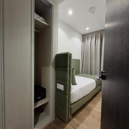 Hostal San Blas Madrid Exterior foto