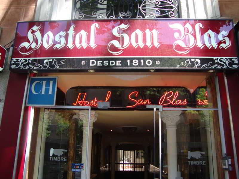 Hostal San Blas Madrid Exterior foto